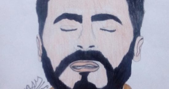 صور.. طالب يشارك "اليوم السابع" موهبته فى الرسم ويحلم بمعرض لبيع رسوماته