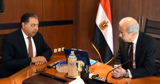 رئيس الوزراء يتابع الموقف التنفيذى لقانون التأمين الصحى الجديد
