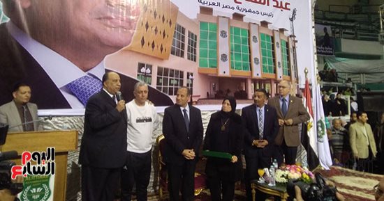 رئيس نادى الاتحاد السكندرى يطلق اسم شهيد على ملعب الناشئين بالنادى