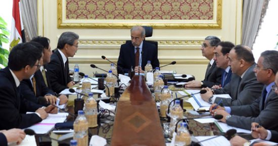 ممثلو شركة تويوتا لـ" رئيس الوزراء": نسعى لتوسيع دائرة نشاطنا بمصر  - صور