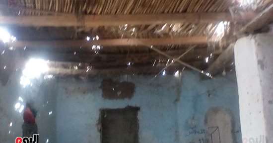  صور.. مسجد قبة السبع بنات فى البهنسا آيل للسقوط