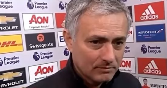 فيديو.. بوجبا يرد على شائعات الخلاف مع مورينيو باحتفال طريف