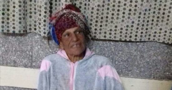 التضامن تنجح فى نقل سيدة بلا مأوى إلى أحد دور الرعاية
