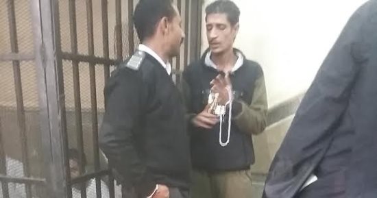 تأجيل إعادة محاكمة سائق تاكسى اغتصب سورية لـ 8 أبريل