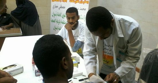 القوى العاملة بأسوان تنظم قافلة طبية وتوعوية للعمالة غير المنتظمة 