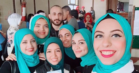 طلاب إعلام عين شمس يدشنون حملة" تكنولوجيا بشروط " للتوعية بخطورتها على الأطفال