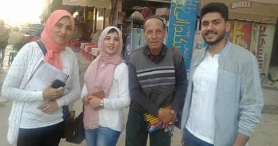 صور.. شباب "كلنا معاك من أجل مصر" بالبحيرة يدشنون مبادرة طرق الأبواب لدعم السيسى