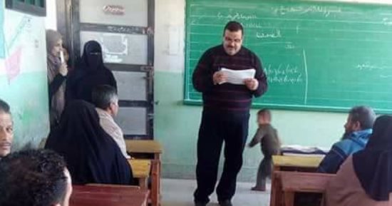 الإحصاء يرصد 13 صعوبة أمام العرب فى مواجهة الأمية.. أبرزها الزيادة السكانية