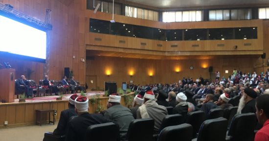 إبراهيم محلب: نعمل على مواجهة الزيادة السكنية ولدينا تحديات فى الأمن المائى