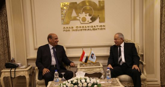 العربية للتصنيع توقع بروتوكول تعاون مع الشركة المصرية لأعمال النقل البحرى