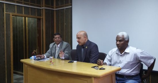جامعة أسوان تنظم دورة تدريبية لأعضاء هيئة التدريس لاعتماد المعامل البحثية