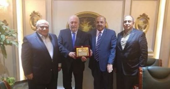 هشام حطب يستقبل رئيس الاتحاد الدولى للاسكواش