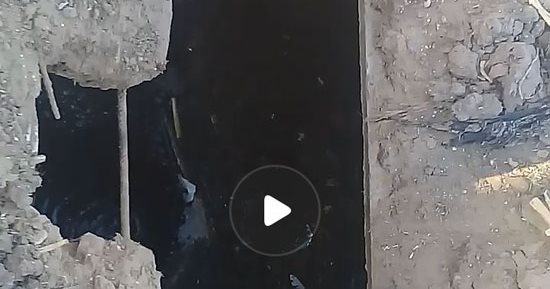 صور.. تفاصيل مصرع عاملين وطفل خنقا داخل خزان للصرف الصحى بالمنيا