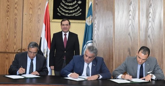 توقيع عقد الاستشارات الهندسية لمجمع أبوطرطور بتكلفة 750 مليون دولار