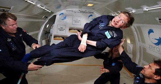 آخر تحذيرات Stephen Hawking قبل وفاته: يجب مغادرة الأرض خلال 200 سنة