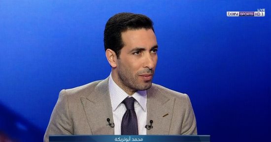 أبو تريكة ساخرا: آشلى يونج كان لسة مشغول بمحمد صلاح.. بن يدر حطه فى جيبه