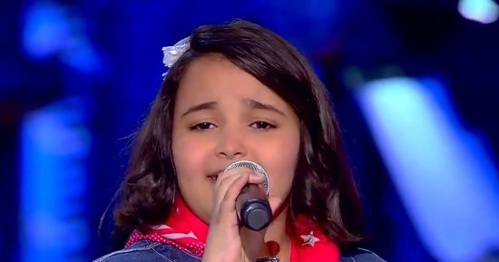 اليوم.. أشرقت أحمد نجمة "ذا فويس كيدز" ضيفة برنامج "أطفال ولكن" على المحور