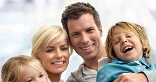 استخدمى أدواتك الخاصة عند الكوافير.. أهم طرق الوقاية من فيروس"سى"