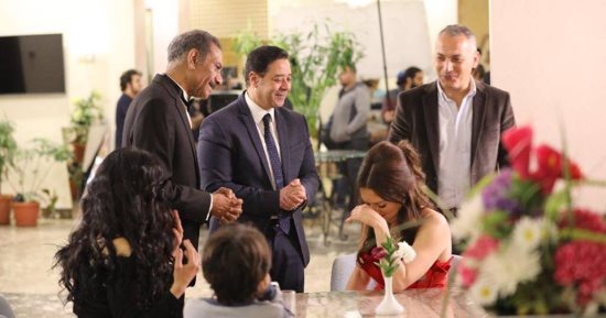 صور.. نرمين الفقى ومدت صالح وسيد رجب يحتفلون بانتهاء تصوير "أبو العروسة"  