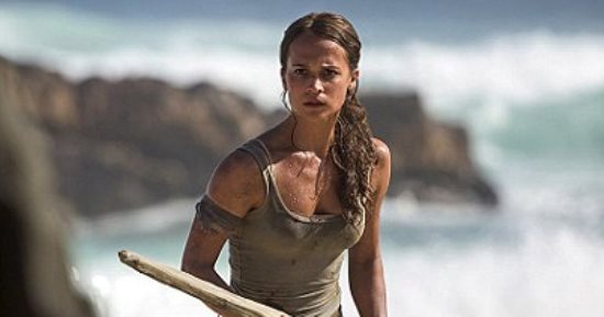سخرية من حجم "صدر" أليشا فيكاندر بطلة Tomb Raider بعد أنجلينا جولى