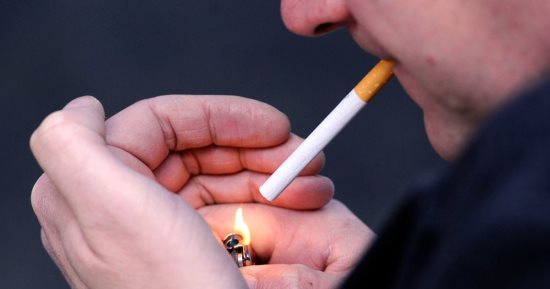 مش بس أمراض قلب وسرطان.. دراسة يابانية: التدخين يسبب فقدان السمع