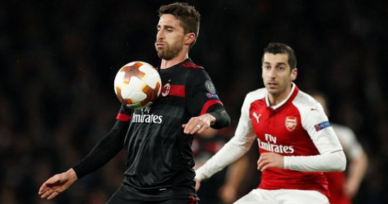 فيديو.. أرسنال يتعادل مع ميلان 1/1 فى شوط أول مثير للجدل بالدورى الأوروبى