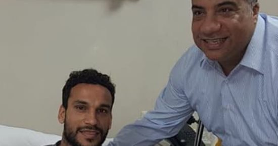 صور.. محمد مصيلحى يزور شوقى السعيد بعد جراحة الرباط الصليبى