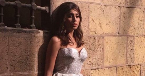 فساتين "دينا الشربينى".. أناقة مناسبة للسمراوات