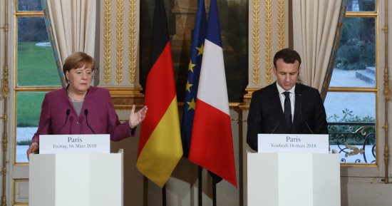 ألمانيا وإيطاليا وفرنسا تطالب جميع الجهات بإنهاء تدخلها فى ليبيا