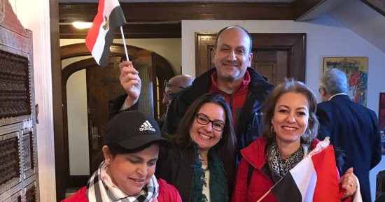 سفارة مصر بكندا تفتح أبوابها لليوم الثانى لاستقبال الناخبين