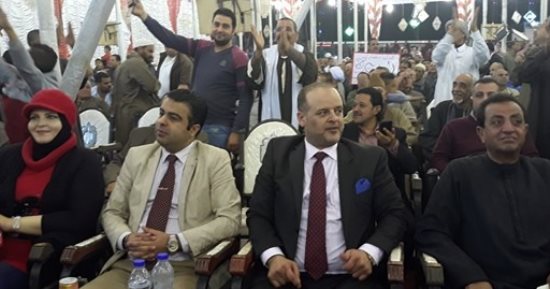 صور.. أهالى نقباس بالقليوبية: خروج المصريين بالخارج للانتخابات بشرة خير