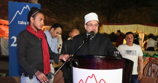 وزير الأوقاف: الدولة المصرية لم ولن تفرط فى ذرة رمل من ترابها