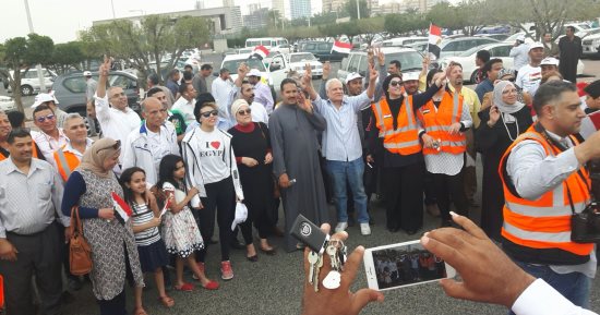 الكنيسة المصرية بالكويت توفر أتوبيسات لنقل الناخبين إلى السفارة 