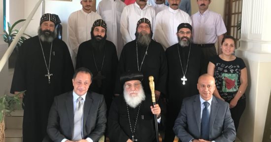 صور.. أساقفة الكنيسة المصرية بجنوب أفريقيا يدلون بأصواتهم فى الانتخابات