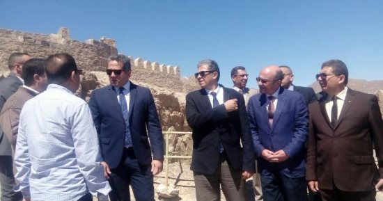صور.. جولة لوزراء الآثار والبيئة وشئون مجلس النواب لجزيرة فرعون بطابا