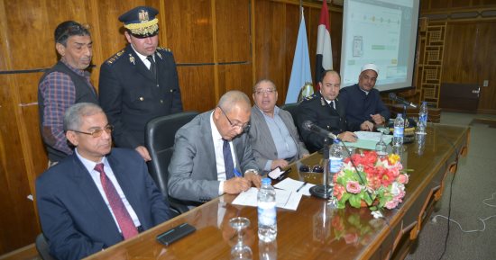صور.. 110 مواطنين يفوزون فى قرعة الحج بمطروح