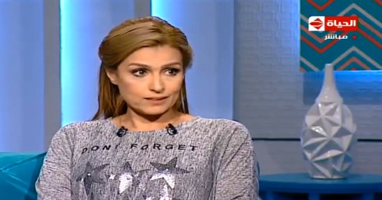 سيمون تنتهى من تصوير نصف مشاهدها فى مسلسل "قيد عائلى"