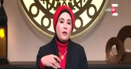 فيديو.. نادية عمارة توضح حكم صيام الحامل والمرضعة على "ON E"