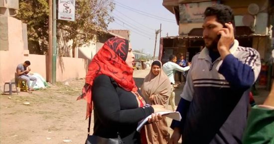 زيارات منزلية للمواطنين للتوعية بأهمية المحافظة على مياه الشرب بالفيوم
