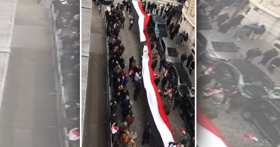 فيديو.. أطول علم مصرى بتصويت المصريين بالخارج فى انتخابات الرئاسة بباريس