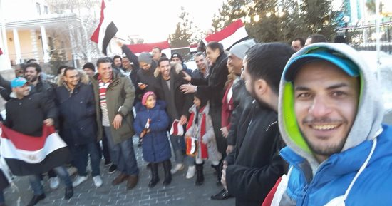 المصريون بالخارج يواصلون توثيق مشاركتهم بالانتخابات عبر "اليوم السابع"