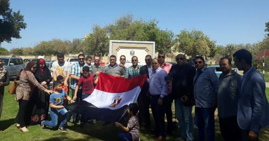 صور.. إقبال كبير من المصريين بمسقط على الانتخابات الرئاسية فى اليوم الثالث