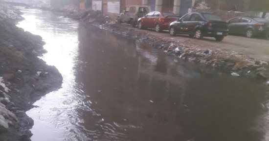 الرى: ارتفاع منسوب مصرف ناهيا نتيجة إلقاء الأهالى مخلفات بناء