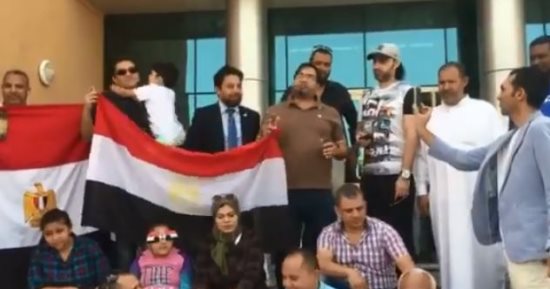فيديو.. المصريون فى قطر يشاركون بقوة فى ثالث أيام الانتخابات الرئاسية