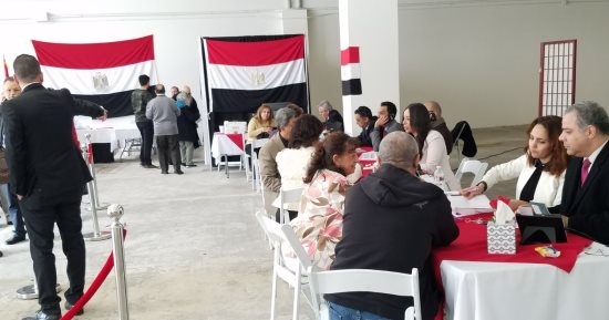 استمرار الإقبال الكبير على التصويت فى لوس أنجلوس الأمريكية 