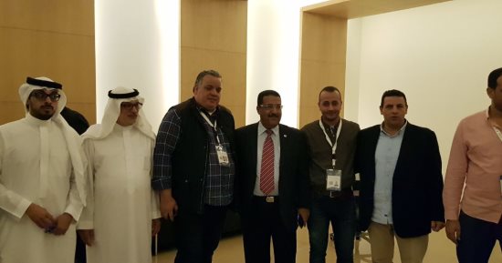 صور .. "الناشرين المصريين" يكرم القائمين على معرض الرياض للكتاب