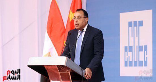 رئيس الوزراء مهنئا السيسى بذكرى ثورة 30 يونيو: تظل عنوانا لإرادة المصريين