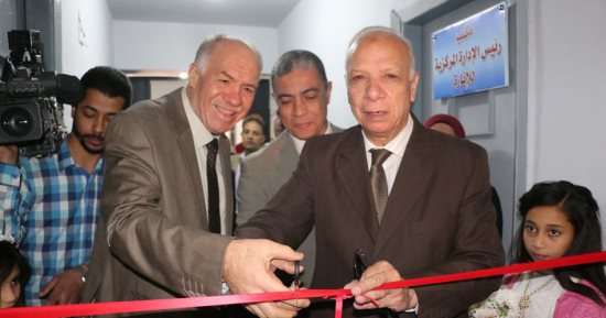 محافظ القاهرة يفتتح التشغيل التجريبى لتطوير منظومة الإنارة المركزية.. صور
