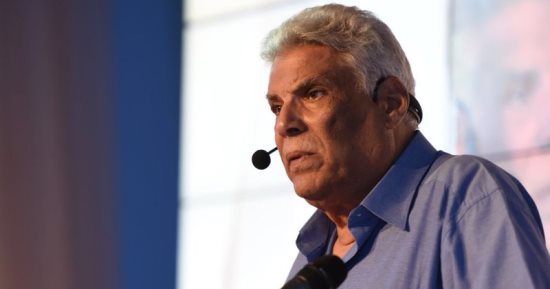 إبراهيم عبد المجيد بعد فوزه بجائزة النيل: "عملنا اللي علينا وتعبنا وحبينا الكتابة والأدب"