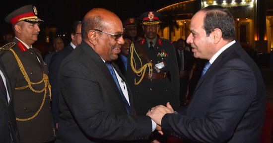 رسالة خطية من الرئيس السيسى إلى نظيره السودانى
